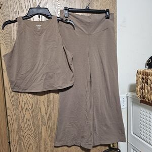 Old Navy Brown Wide-Leg Pants with Matching Cropped Tank